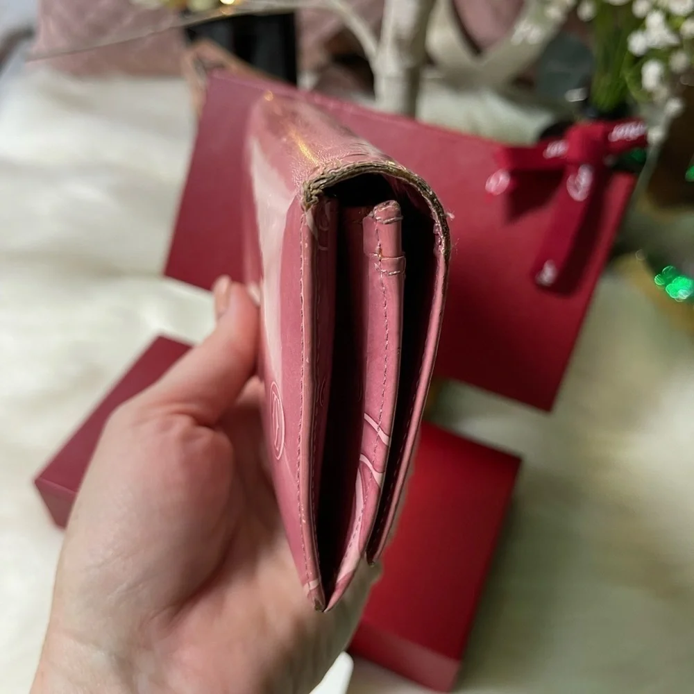 CARTIER MUST DE CARTIER HAPPY BIRTHDAY PINK PATENT LEATHER WALLET AUTHENTIC